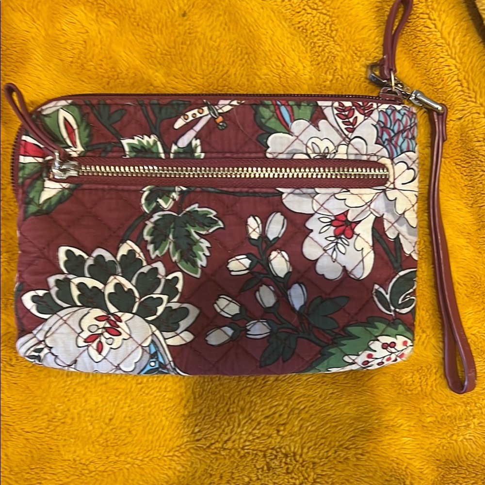 Floral Patterned Women's wristlet